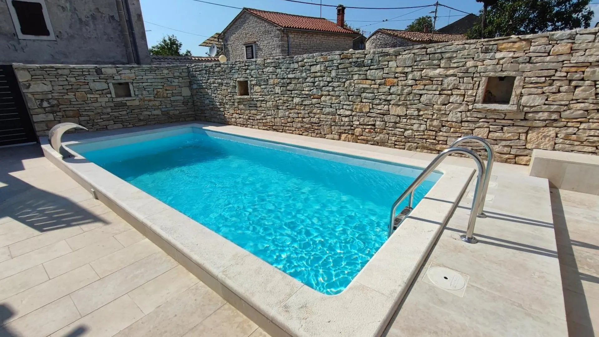 Villa Galant With Pool & Sauna Maruzini