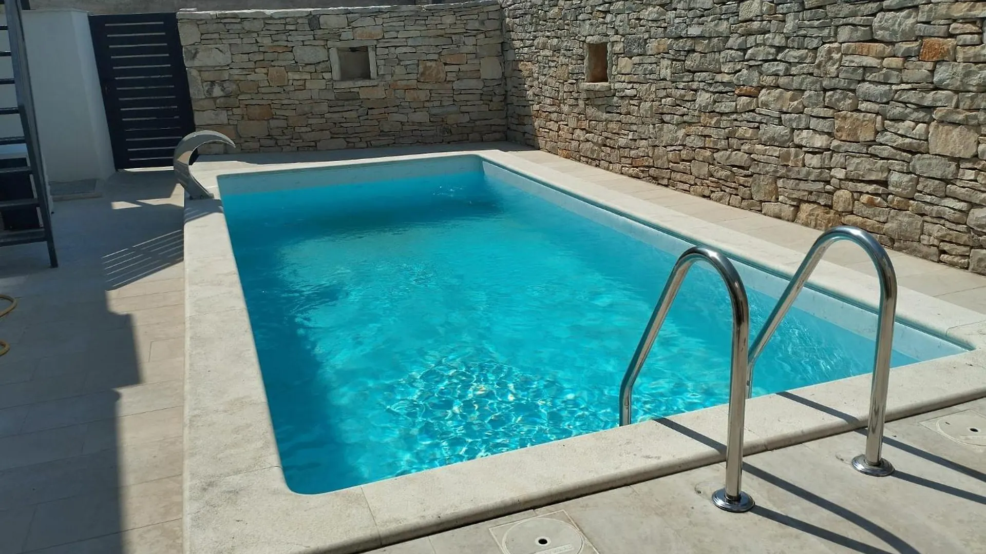 Villa Galant With Pool & Sauna Maruzini
